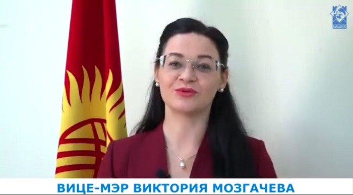 Бишкек вице-мэри Мозгачева Мамлекеттик тил күнү менен кыргызча куттуктады. Видео