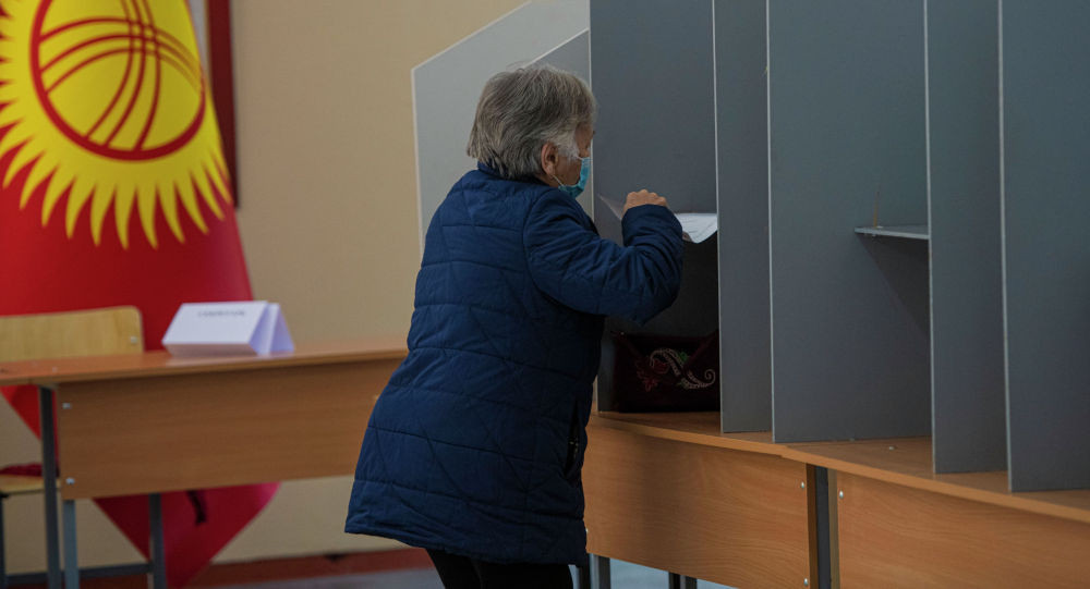 Парламенттик шайлоо 20-декабрда өтпөйт! Жогорку сот БШКнын чечимине чекит койду