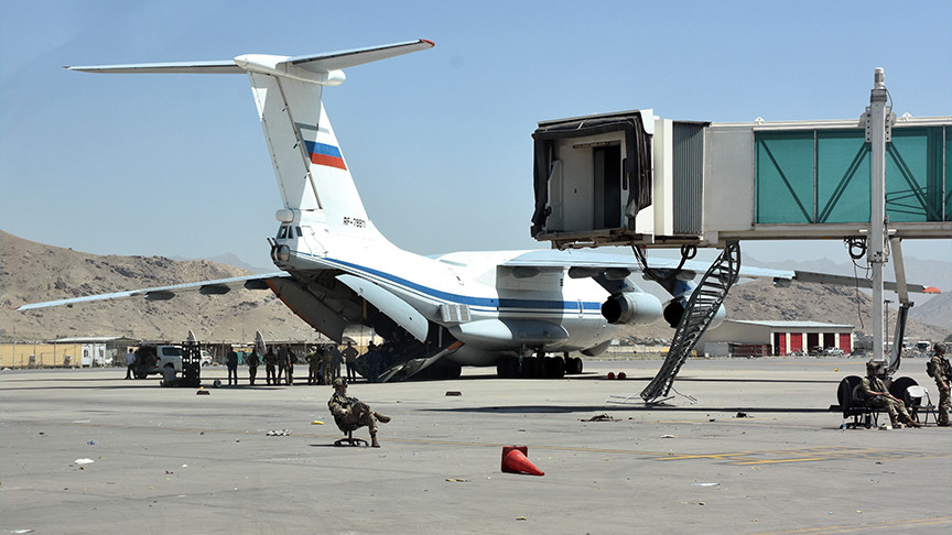 Российские самолеты эвакуировали граждан Кыргызстана из Афганистана
