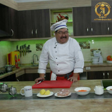 Известный кулинар и публицист Данияр Деркембаев описал свои впечатления от  "крохоборства ради обычаев" в Бишкекском ресторане