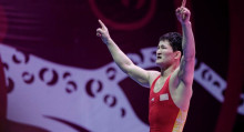 Алтын медаль! Кыргызстандык спортчу күрөш боюнча чемпионатта жеңди
