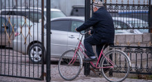 Алып коебуз! Бишкек коменданты велосипед тээп жүргөндөргө эскертүү берди