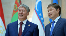 Алмазбек Атамбаев менен Сапар Исаков "Форумда" эл менен жолугат