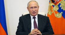 Путин: Кыргызстандагы конфликтинин бардык тараптары менен байланыштамын