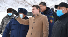 "Эркеч-Тамга" барган Новиков: жүк декларациясын адам толтурбашы керек