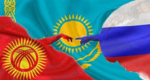 ЖМК: Казакстанга караганда Кыргызстан Россия үчүн кыйла ишенимдүү өнөктөш
