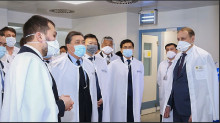 Вакцинация в Казахстане: может, платить тем, кто готов привиться?