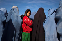 Талибан өзбек тилин расмий макамынан ажыратып, мыйзамдарга толуктоо киргизди