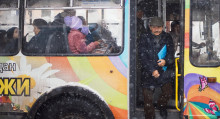 Бишкекте троллейбус, автобустар кышкы графикке өттү. Каттамдар