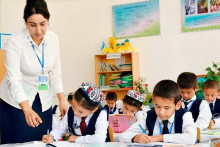 В Узбекистане учителям русского языка будут платить больше